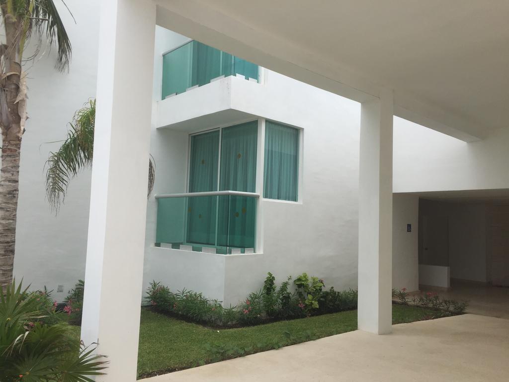 Estudios Yalmakan Cancún Exterior foto